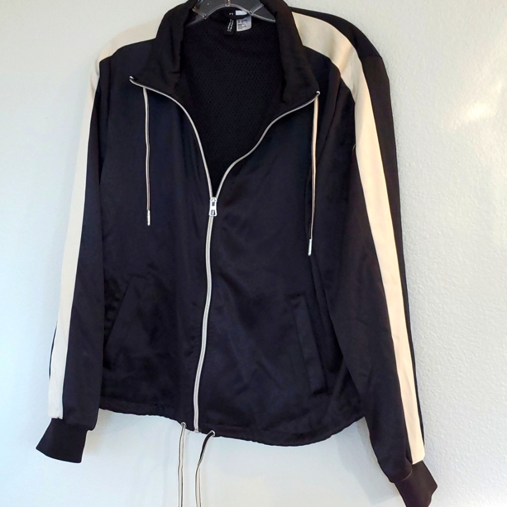 Divided by H&M Satin bomber jacket blk and cream zip front sz 12
